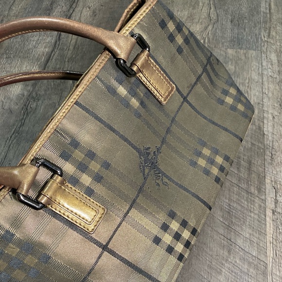 BURBERRY Nova Check Satchel - Picture 13 of 16
